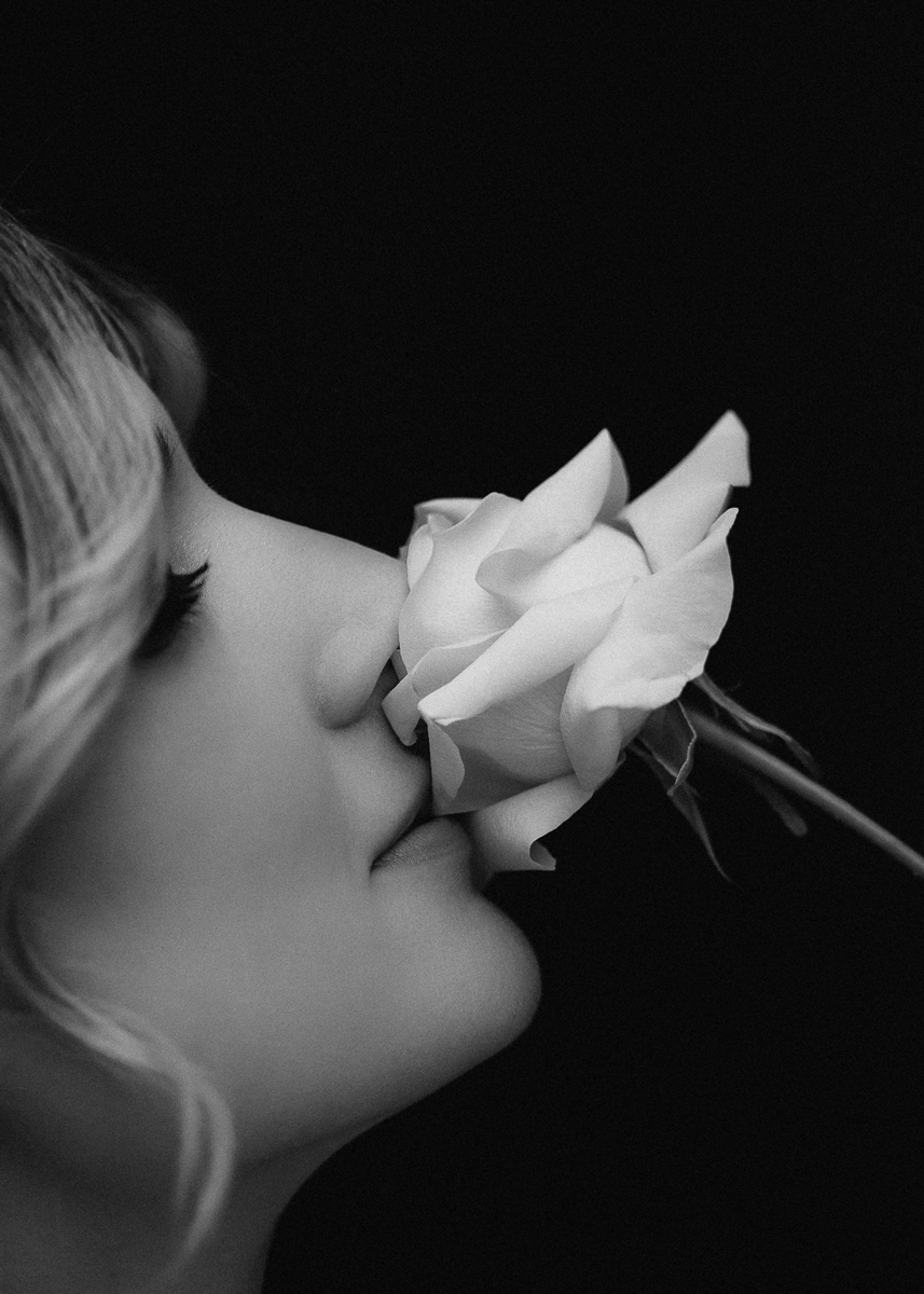 Beauty-Fotografie Braut mit Rose – kreative Hochzeitsfotos
